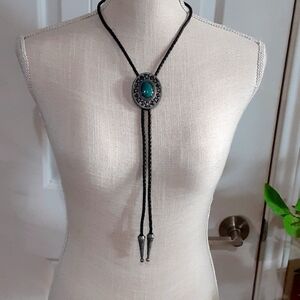 Celtic Knot Southwest Oval Wedding Bolo Tie